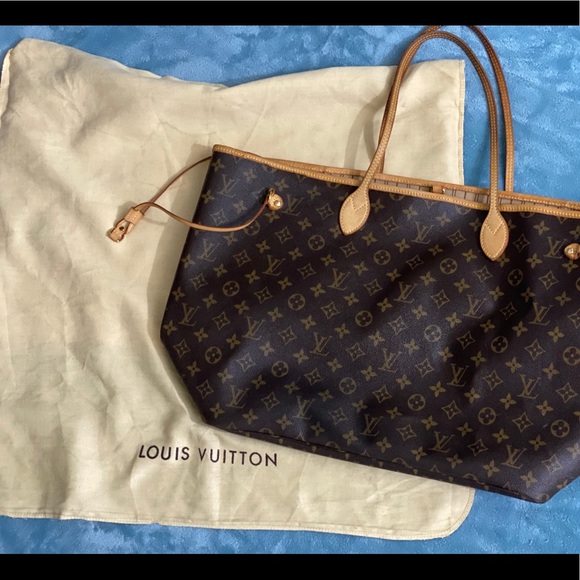 Louis Vuitton Handbags - Louis Vuitton Neverfull GM